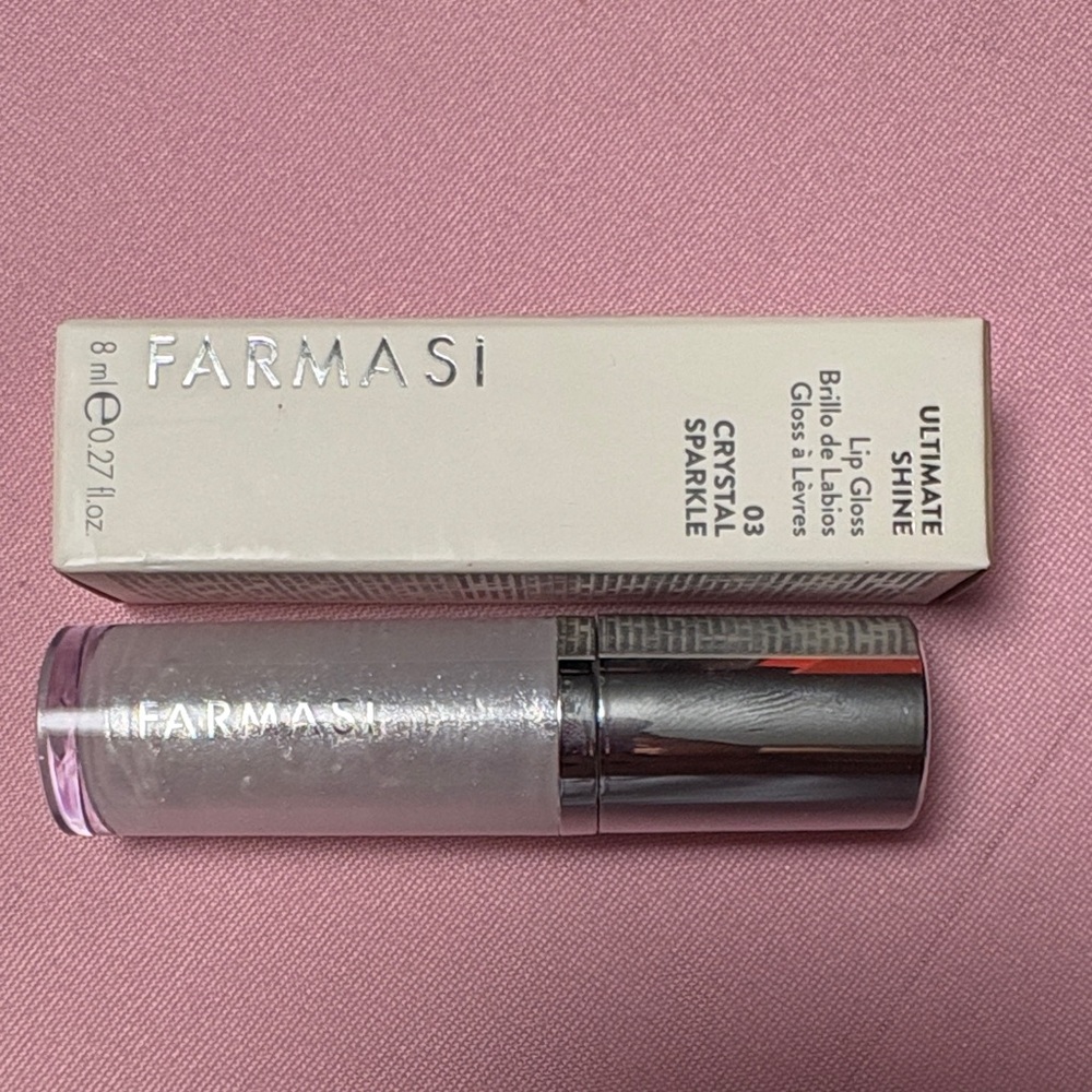 Ultimate Shine LipGloss.